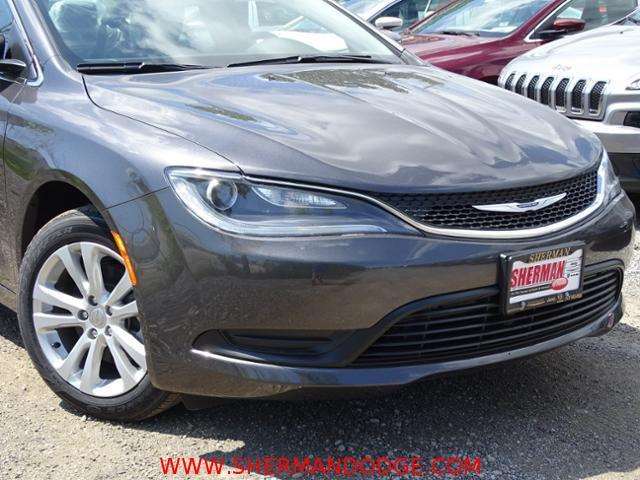 Chrysler 200 2017 photo 1